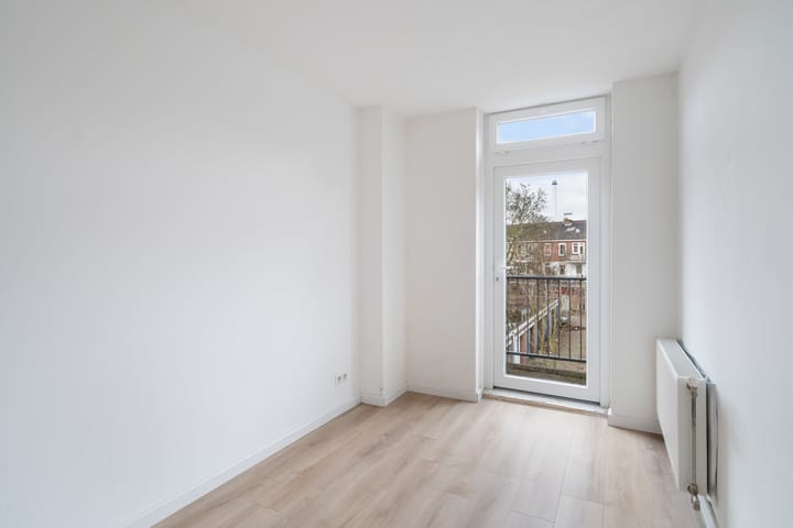 Photo 41 of Pendrechtstraat 5-A