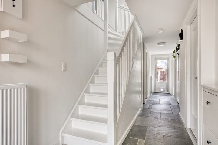 Spacious Detached House with Four Bedrooms in Peaceful Ilpendam — 22