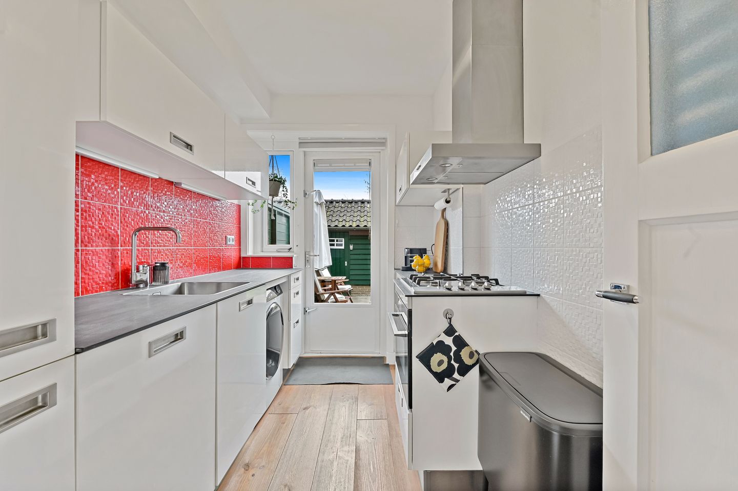 Photo 10 of Wallerstraat 40