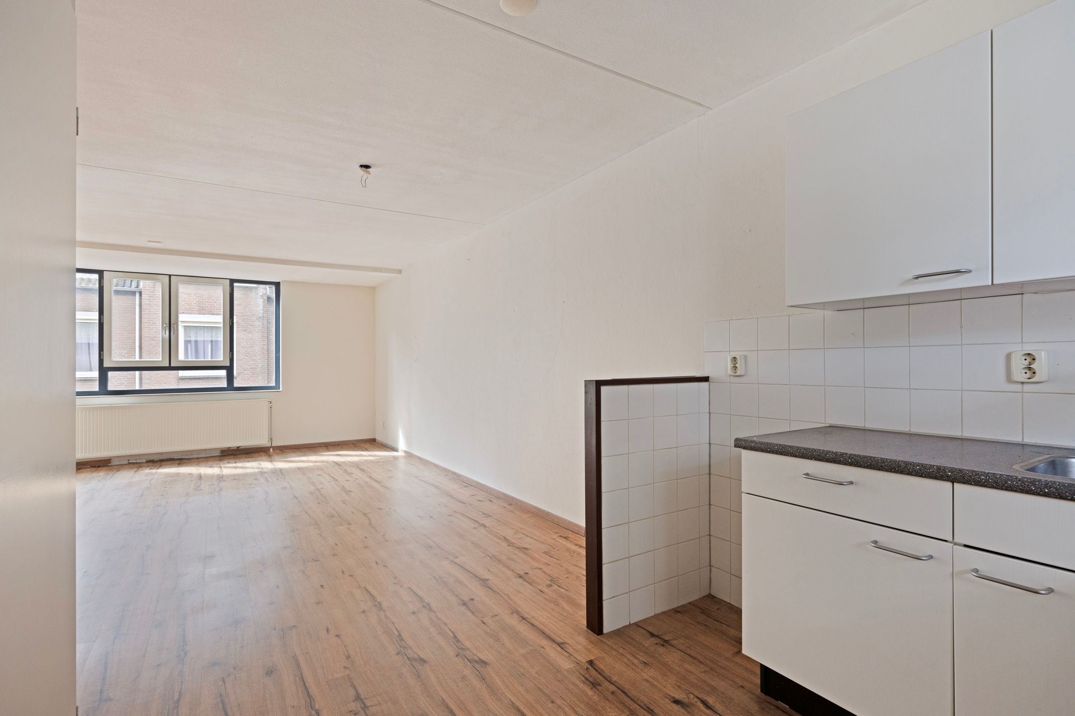 Foto 6 van Stationsplein 16-25