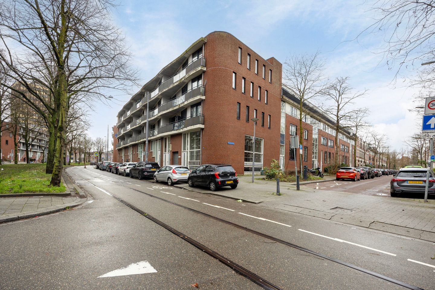 Foto 25 van Claes de Vrieselaan 149