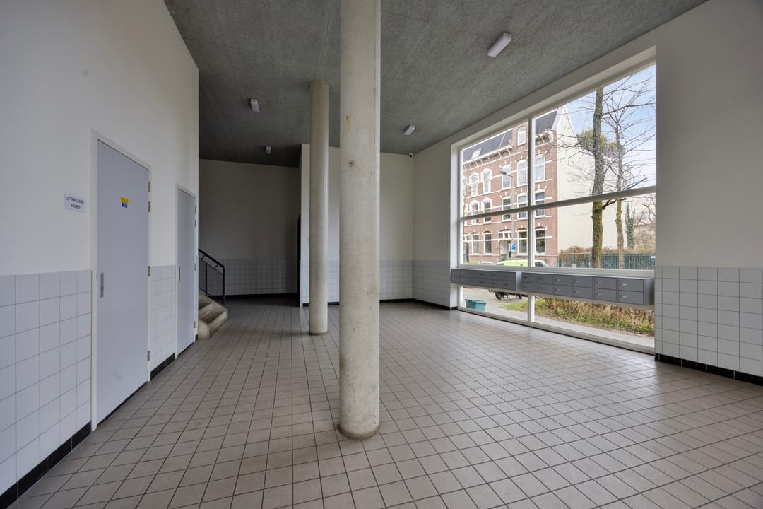 Foto 28 van Claes de Vrieselaan 149