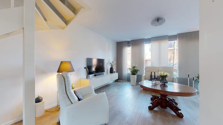 Photo 4 of Laan van Westfalen 136