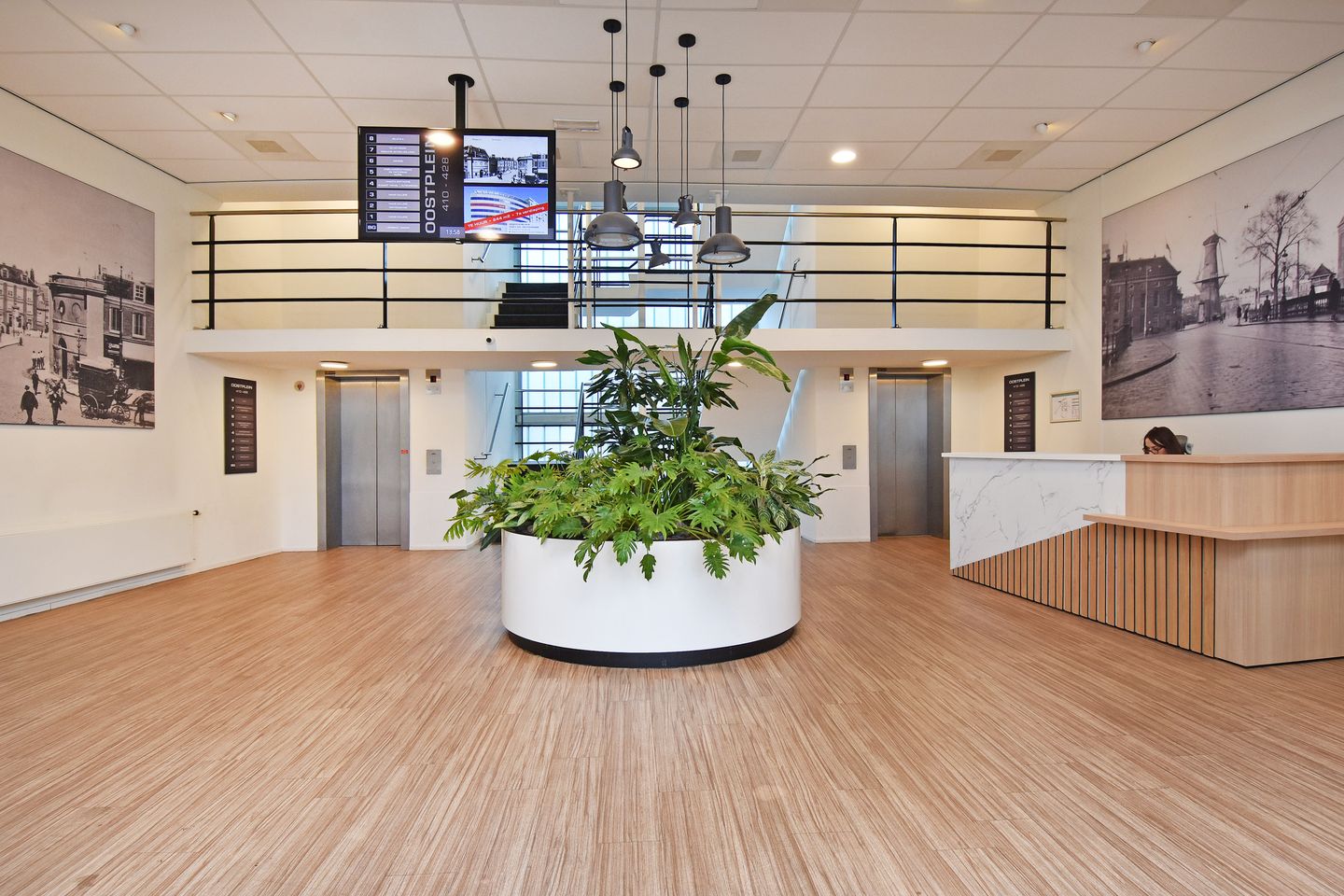 Bekijk foto 4 van Oostplein 424