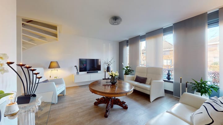 Photo 3 of Laan van Westfalen 136