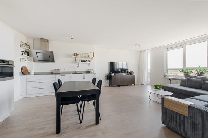 Photo 3 of Sandenburg 215