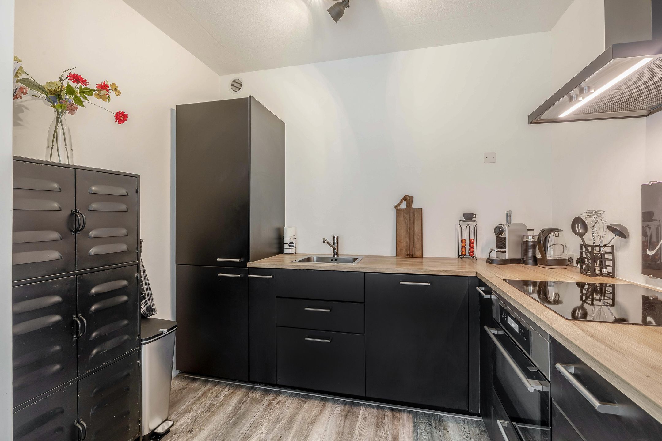 Photo 9 of Molbord 17