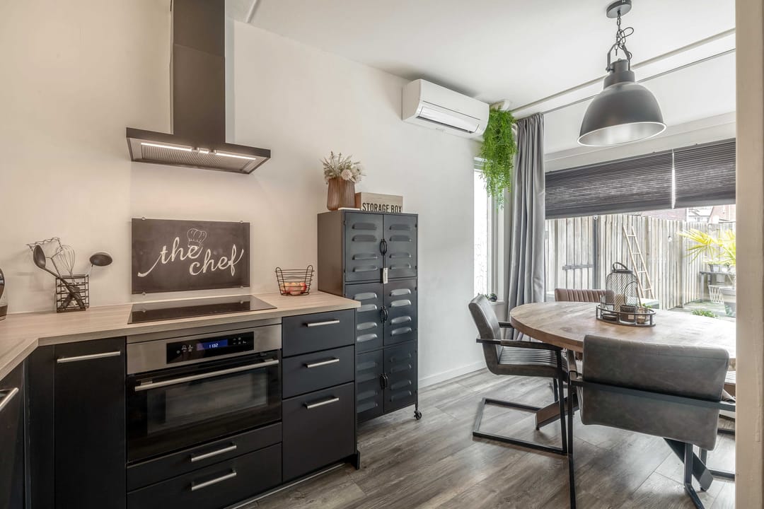 Photo 11 of Molbord 17