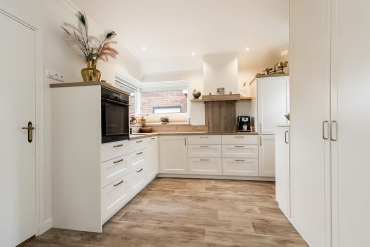 Photo 4 of Bakkerskilstraat 27-A