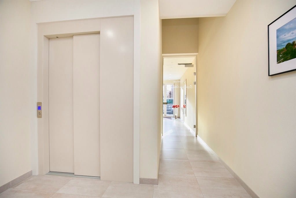 Photo 32 of Weststraat 18-201