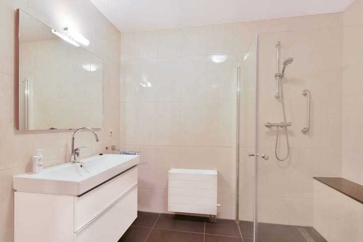 Foto 18 van Tweeboomlaan 136