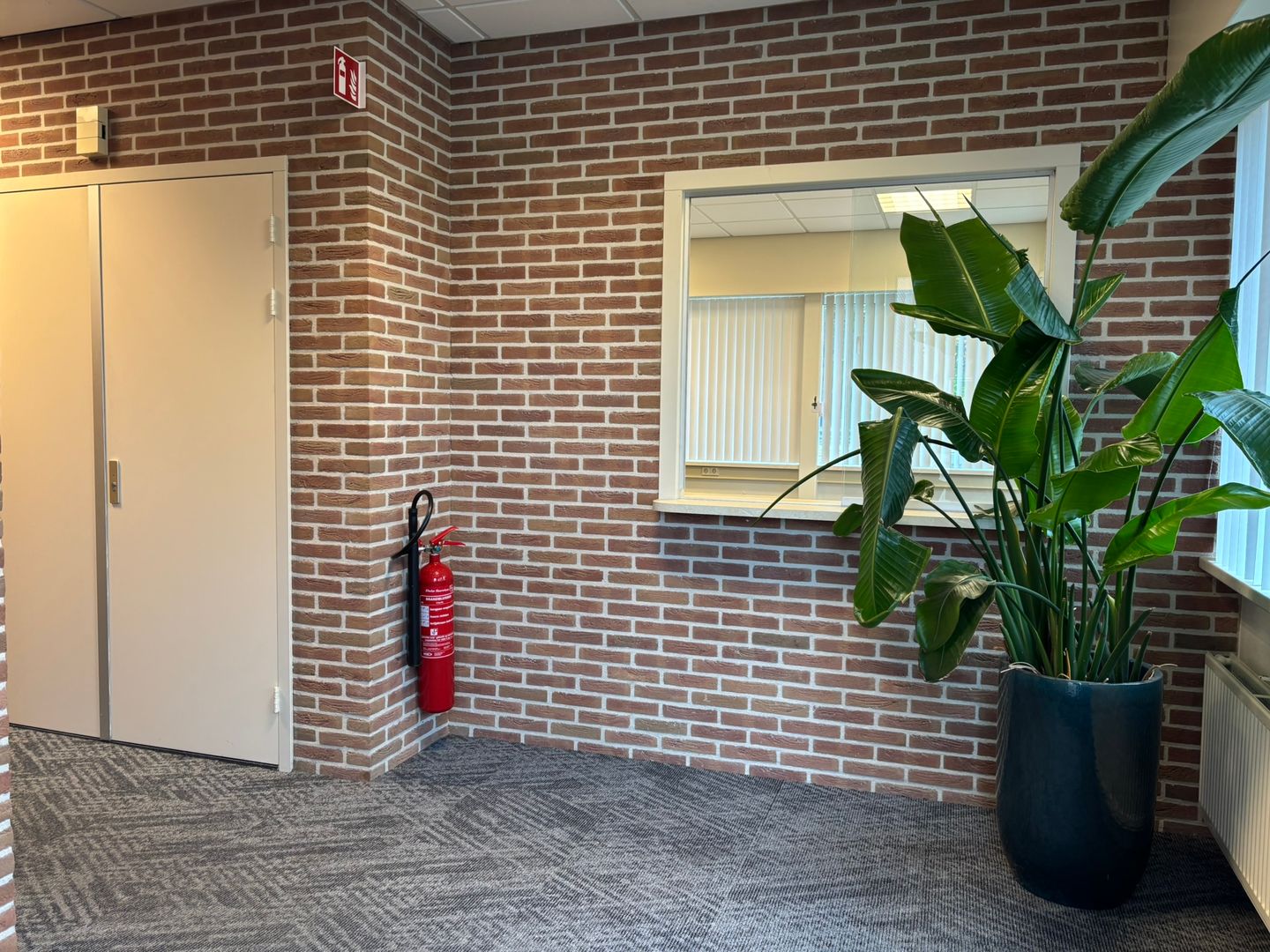 Bekijk foto 4 van Bredeweg 4-B