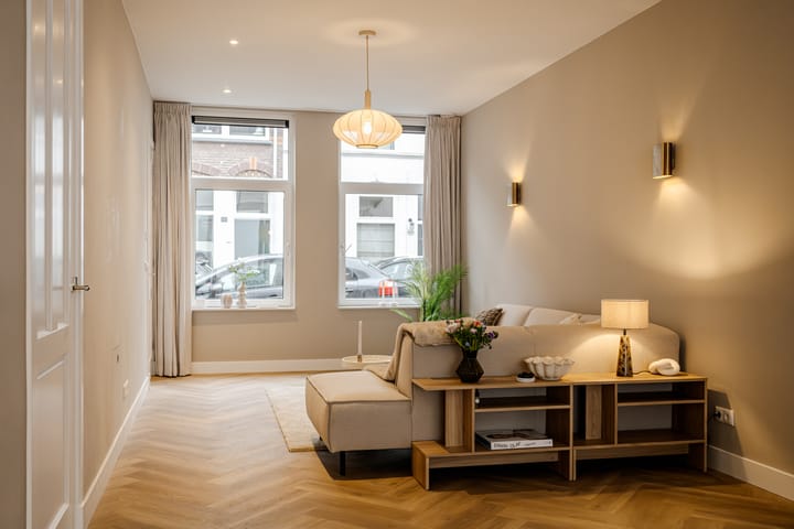 Tussenwoning te koop: Generaal De Wetstraat 25, Haarlem