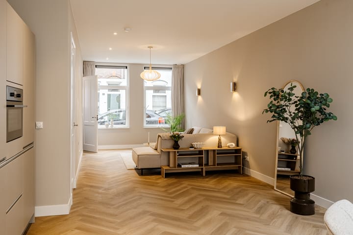 Tussenwoning te koop: Generaal De Wetstraat 25, Haarlem