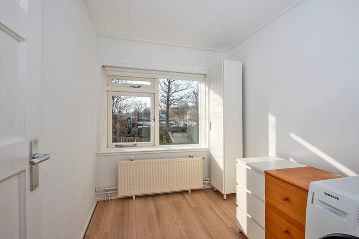 Terraced House with 3 Bedrooms and 10 Solar Panels — 41