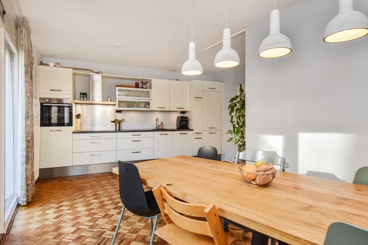 Spacious Modern Townhouse with Private Parking in Huygenspark — 18