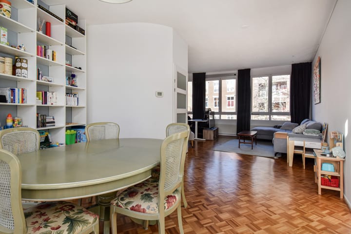 Spacious Modern Townhouse with Private Parking in Huygenspark — 28