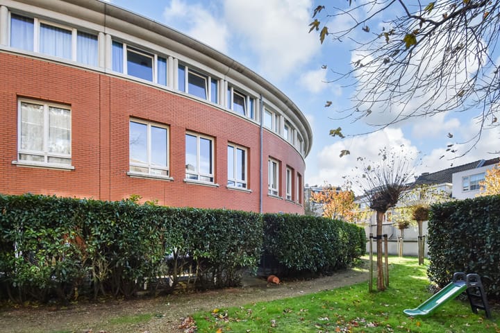 Spacious Modern Townhouse with Private Parking in Huygenspark — 49