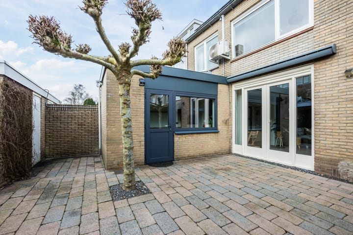 Move-in ready corner house with sunny south-facing garden in Westenholte — 69