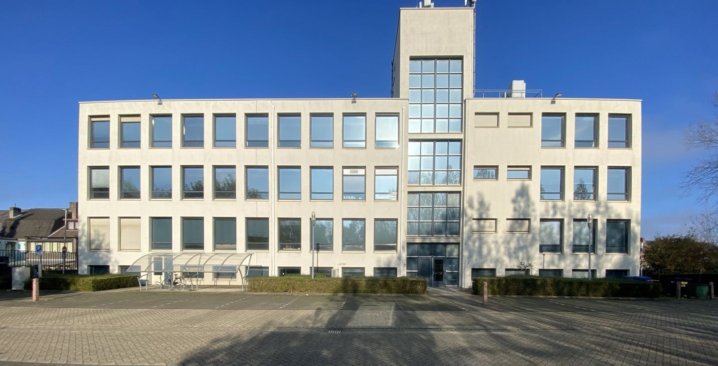 View photo 4 of Schaesbergerweg 84