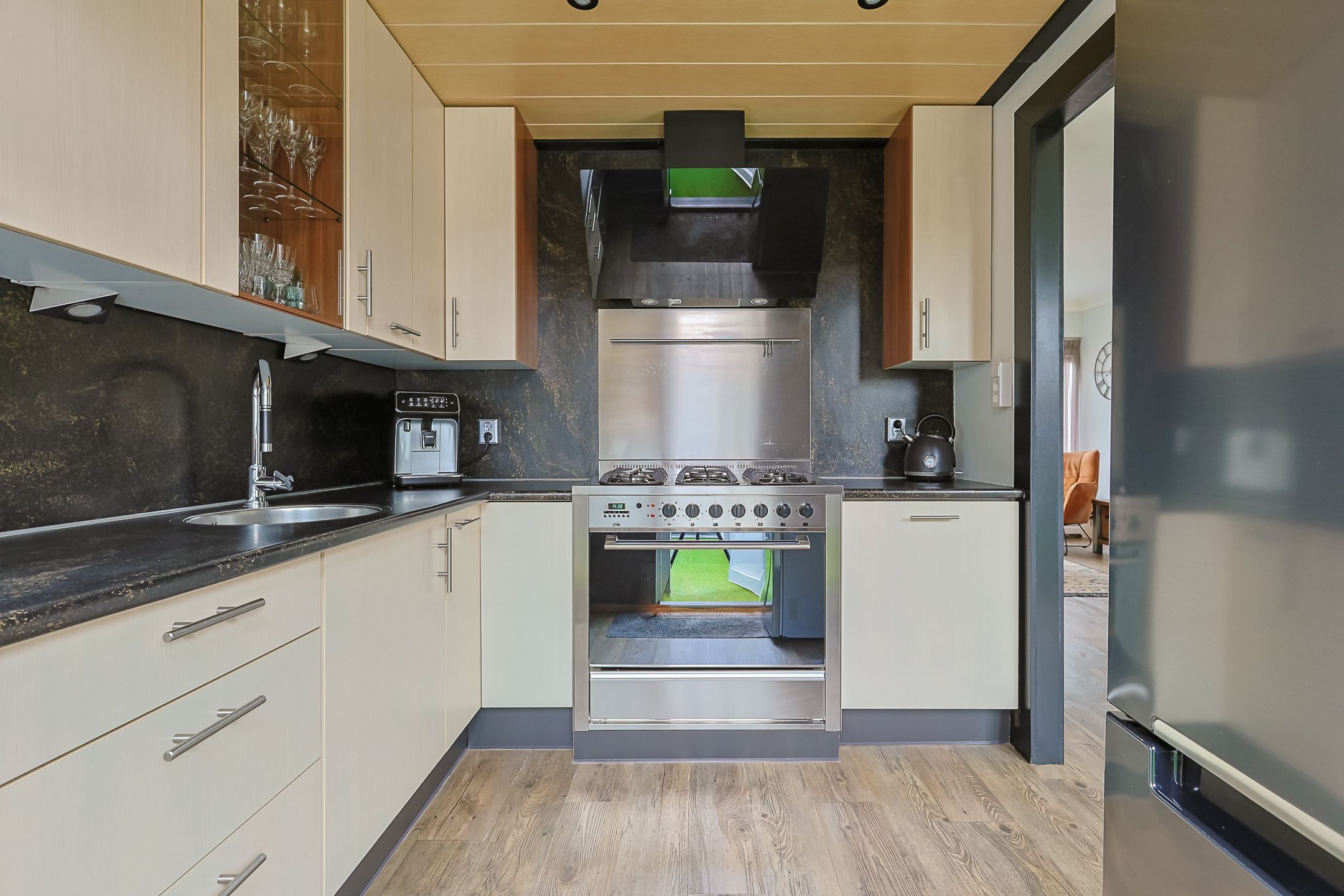 Foto 15 van Margrietlaan 5