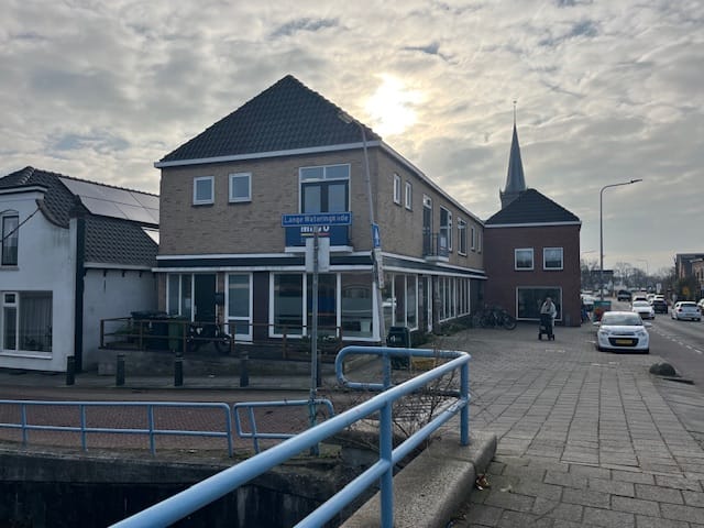 View photo 2 of Kerkstraat 2