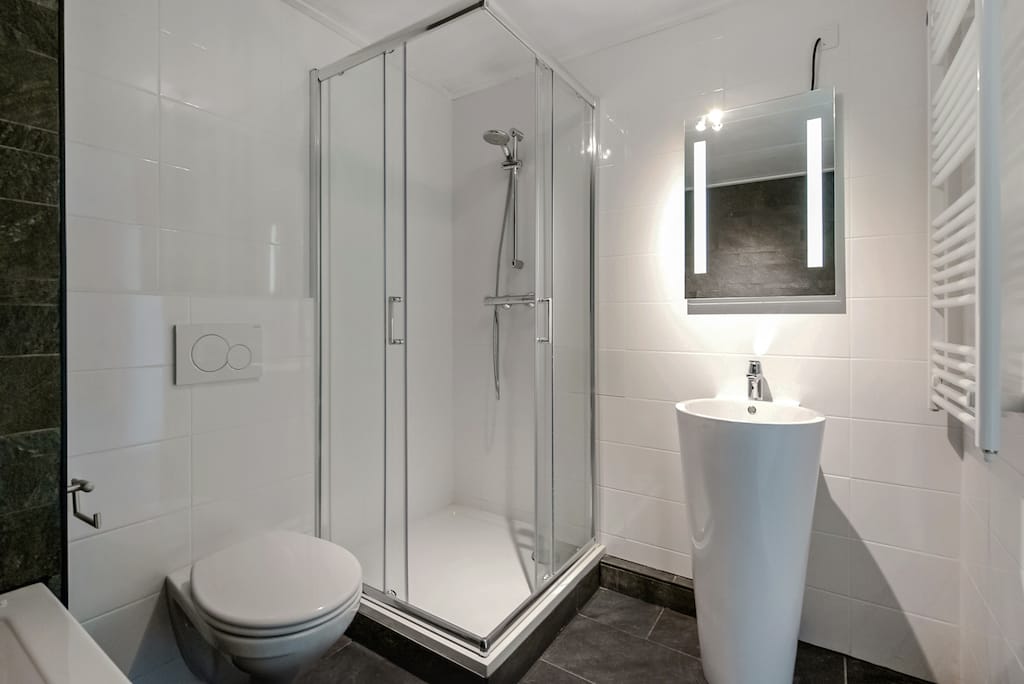 Foto 18 van Van Cralingenlaan 16