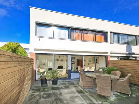 Count Basiestraat thumbnail