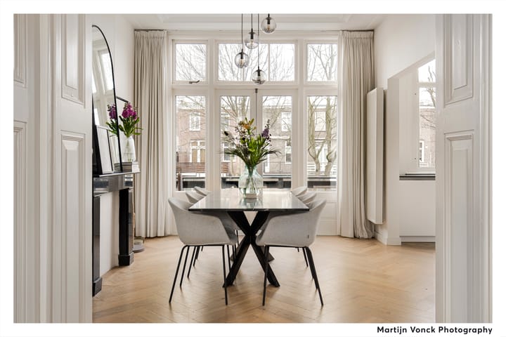 Spacious Upper Apartment with Water Views Near Haarlem Center — 18