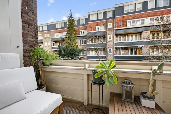 Foto 27 van Henriëtte Ronnerstraat 11-1