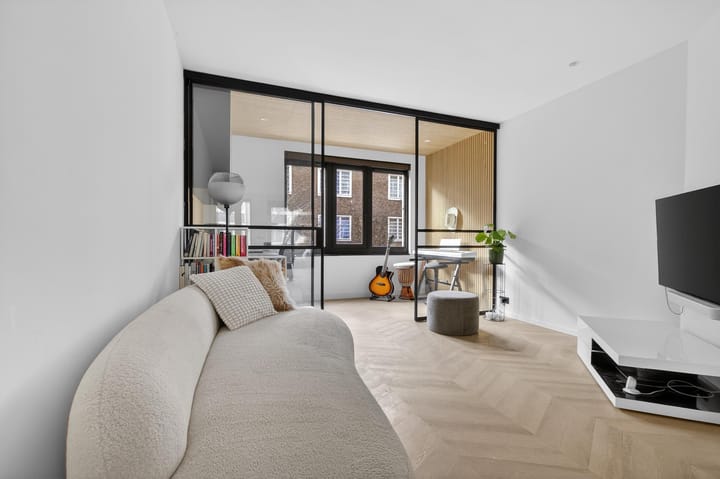 Foto 11 van Henriëtte Ronnerstraat 11-1