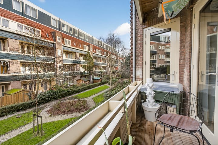 Foto 28 van Henriëtte Ronnerstraat 11-1