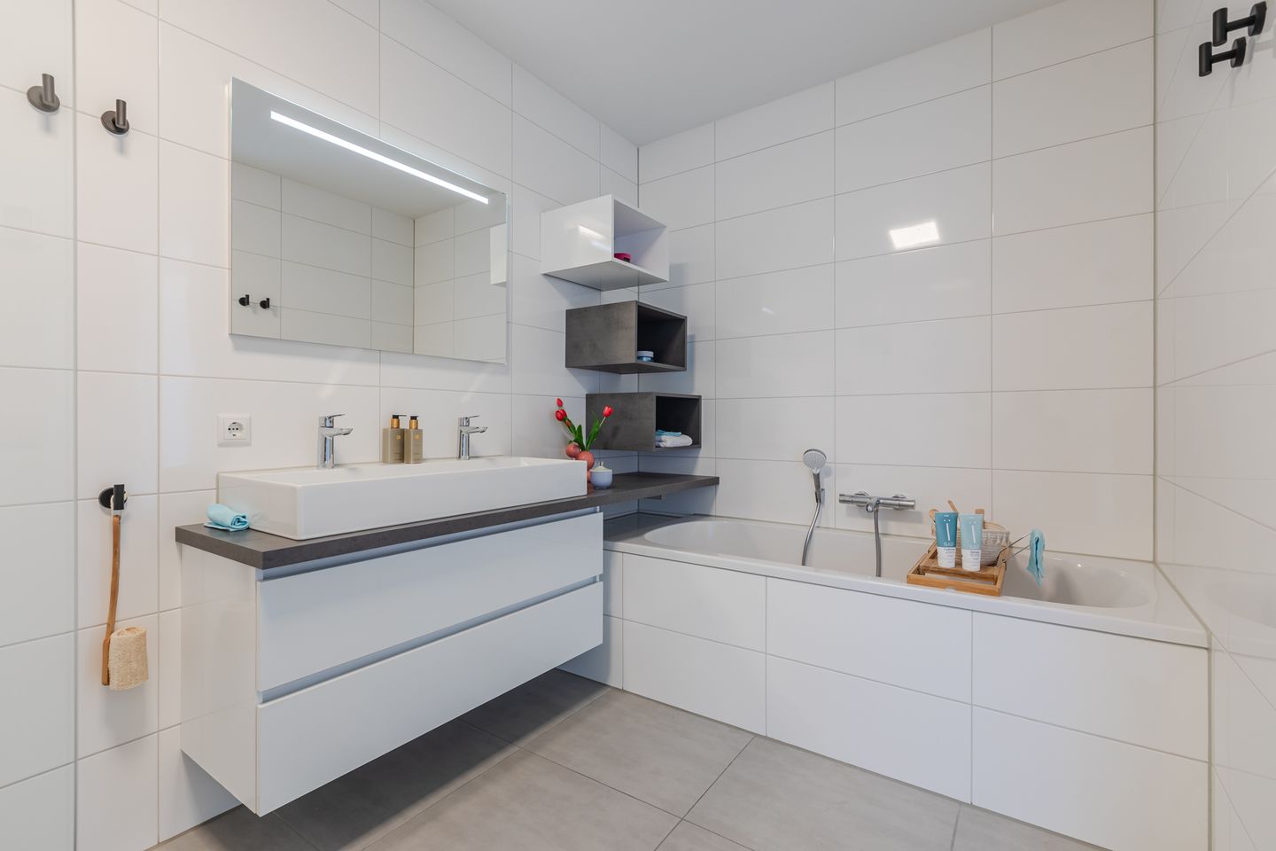 Foto 34 van Waalbandijk 409