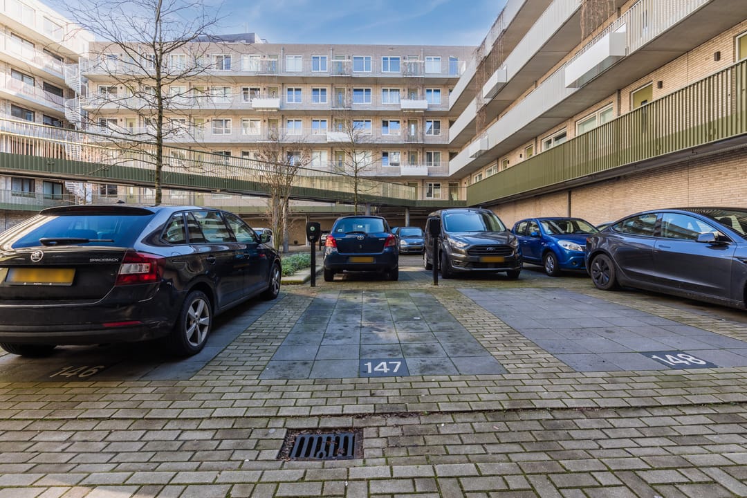 Foto 43 van Waalbandijk 409