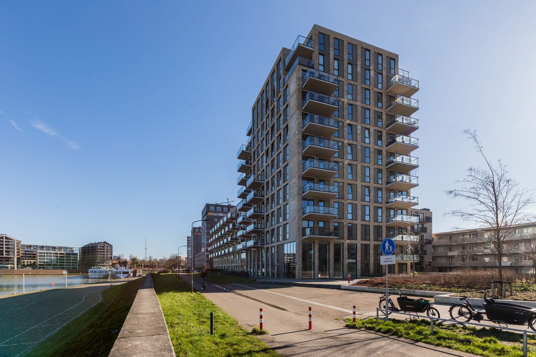 Foto 46 van Waalbandijk 409