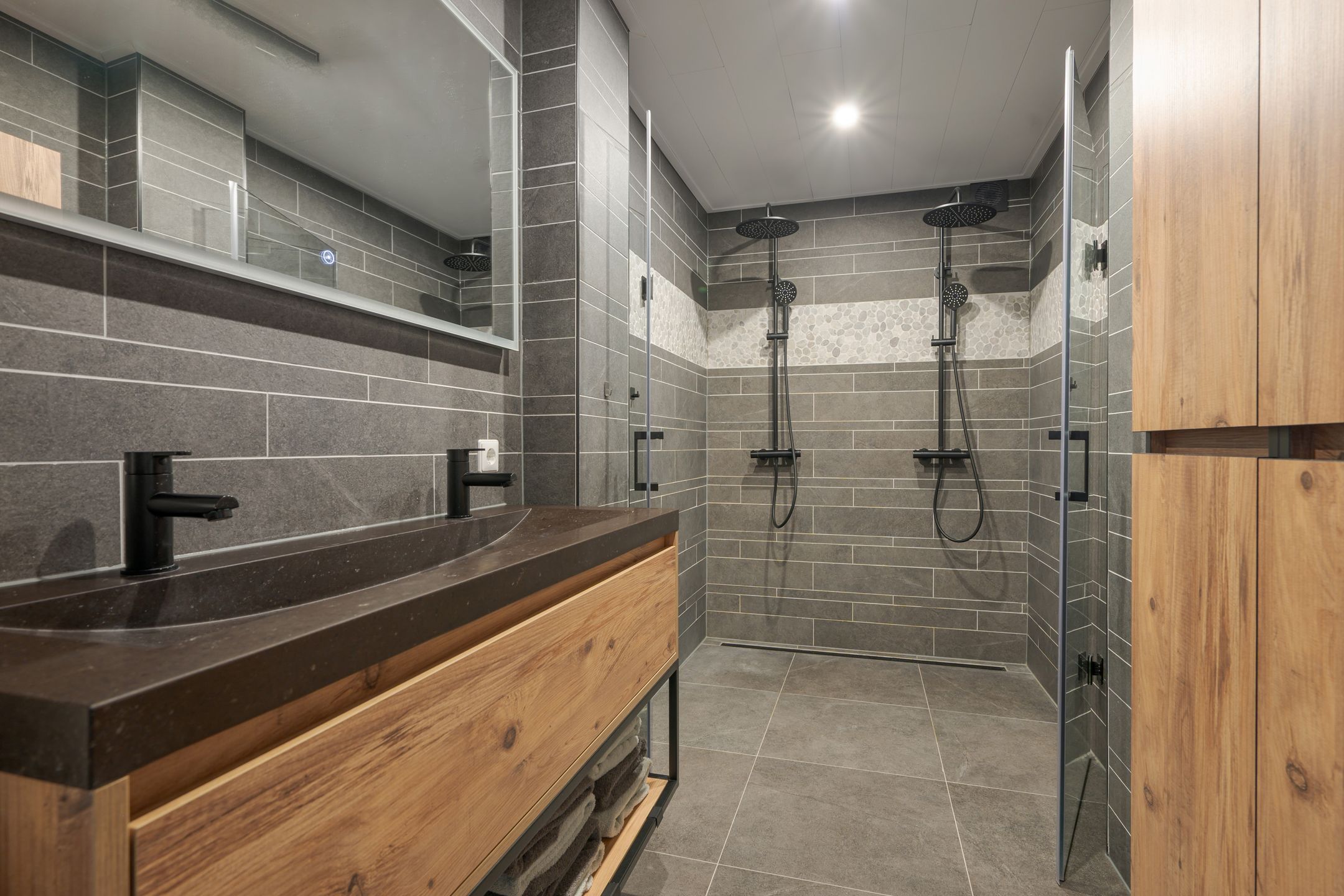 Photo 45 of Graaf Hendrik III laan 127-C