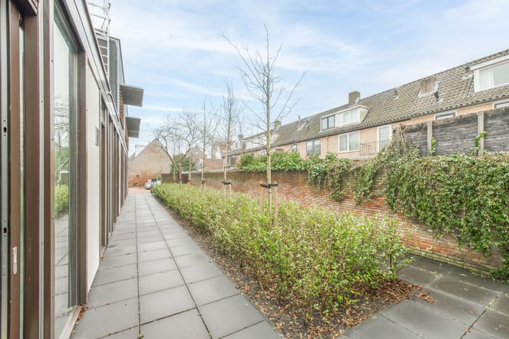 Foto 3 van Kennemerstraatweg 21-T