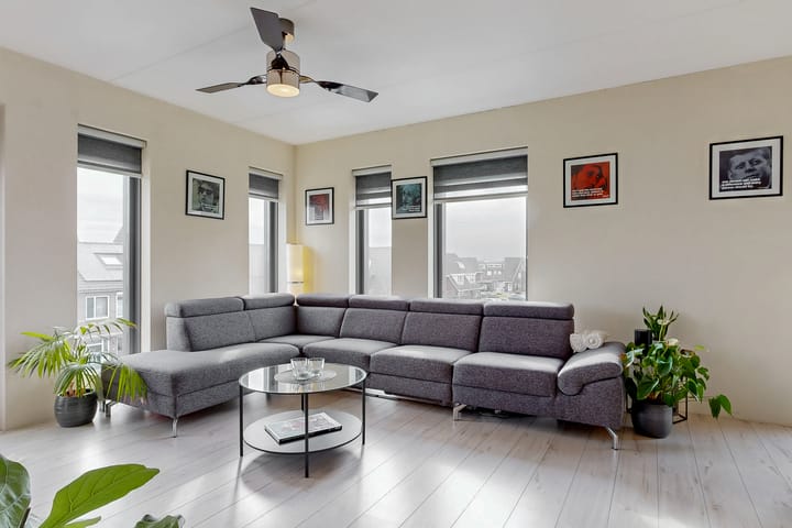 Photo 2 of Nijlstraat 104-A