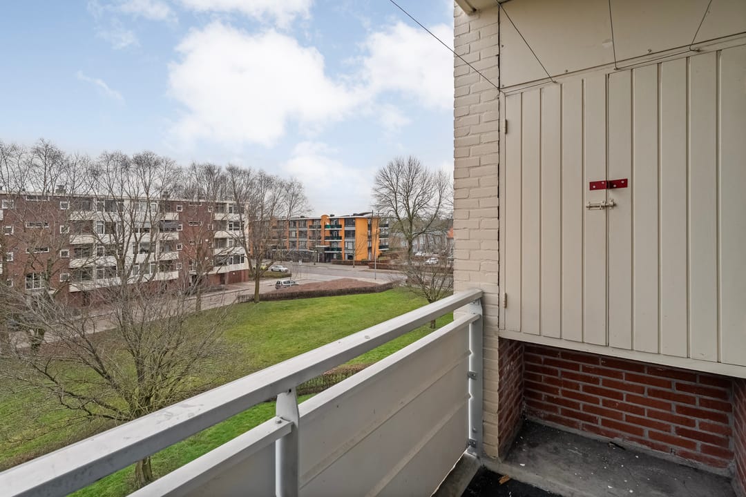 Foto 16 van Meindert Hobbemastraat 32