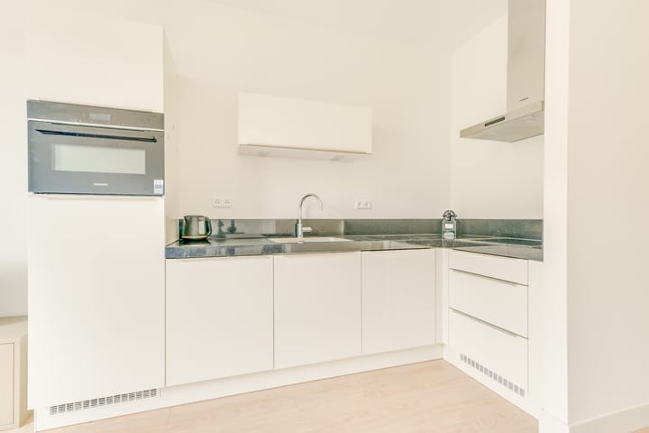 Foto 2 van Kennemerstraatweg 21-S