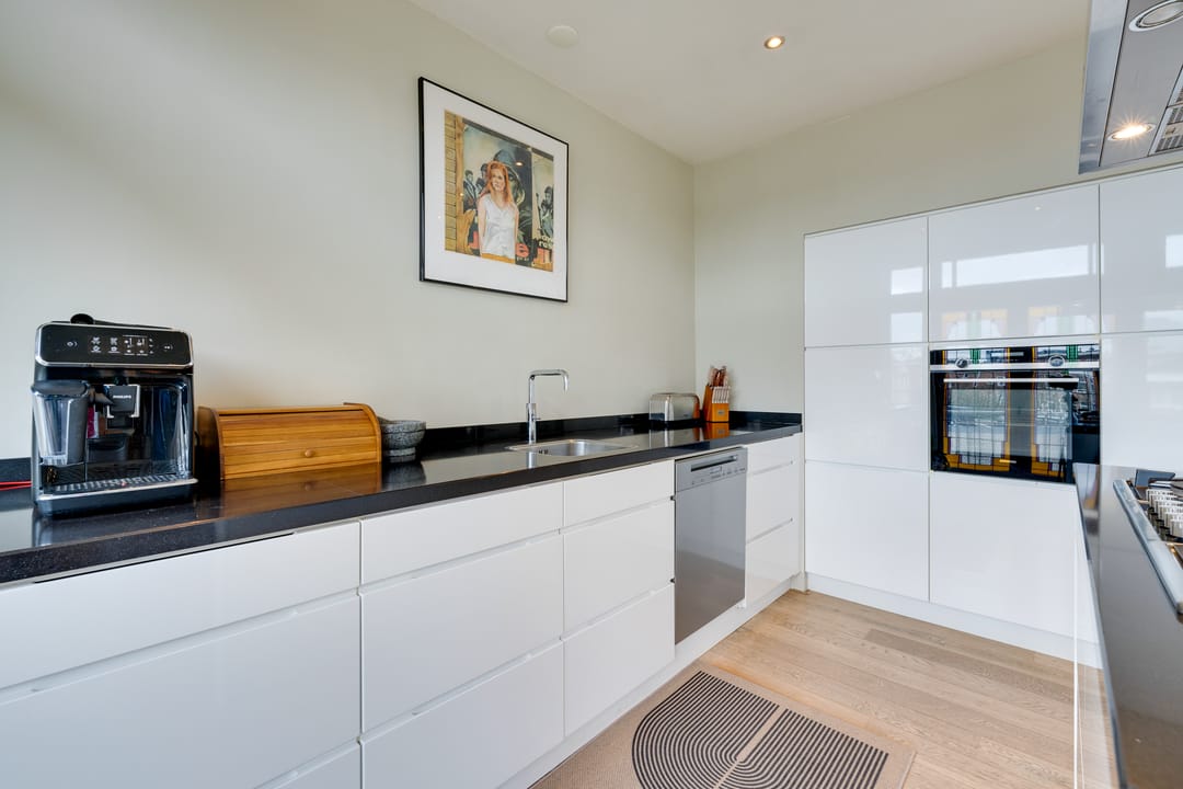 Foto 28 van Waalstraat 118-3