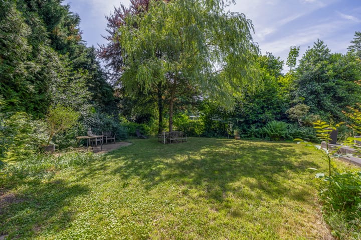 Spacious detached villa with large garden in Eersel Molenakkers — 94