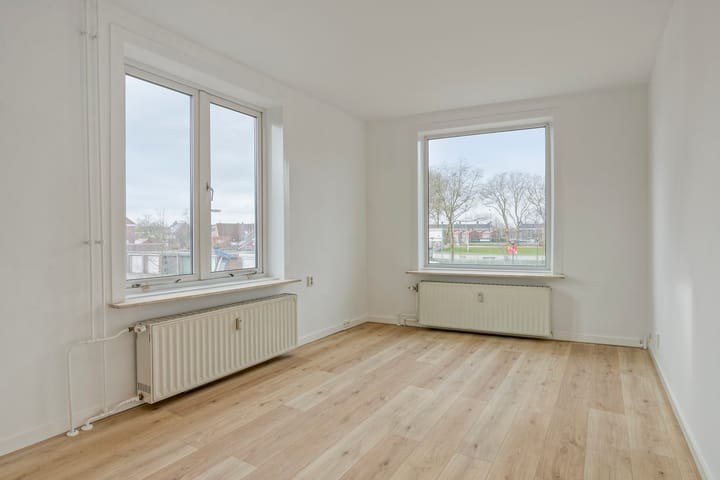 Photo 2 of Heuvelstraat 177