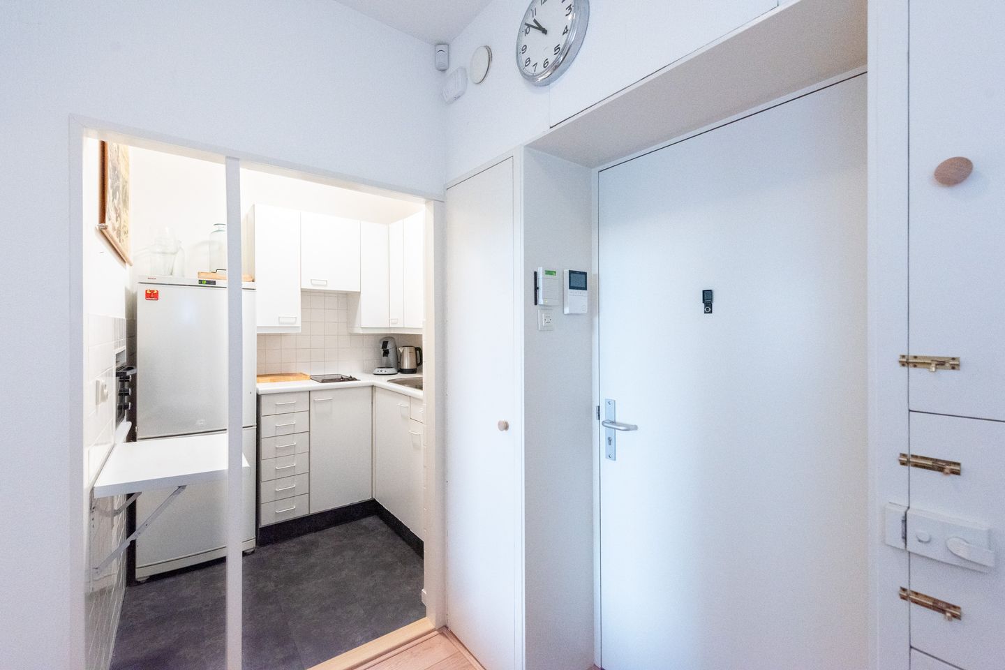 Photo 10 of Generaal Foulkesweg 223