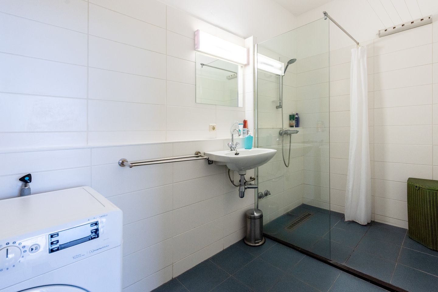 Photo 20 of Generaal Foulkesweg 223