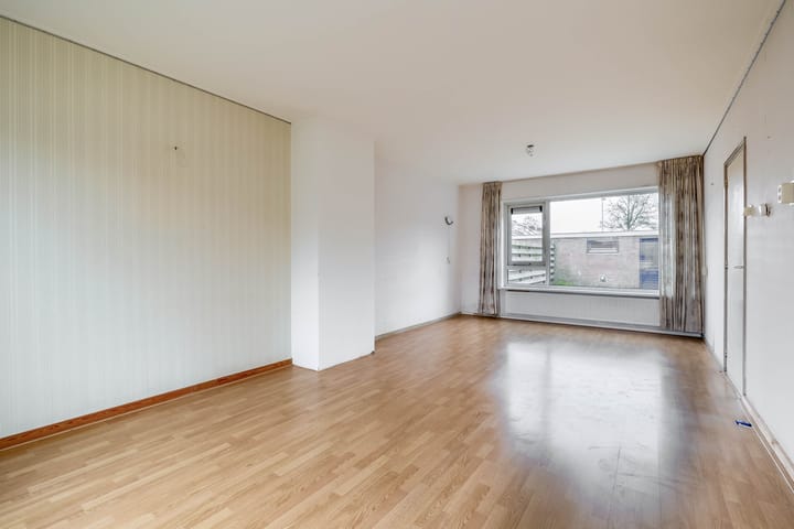 Starter home with four bedrooms and south-facing garden in Drachten — 20