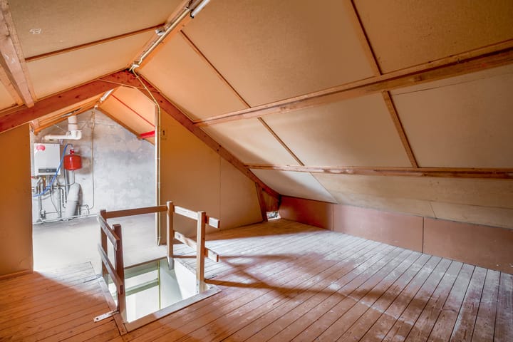 Starter home with four bedrooms and south-facing garden in Drachten — 66