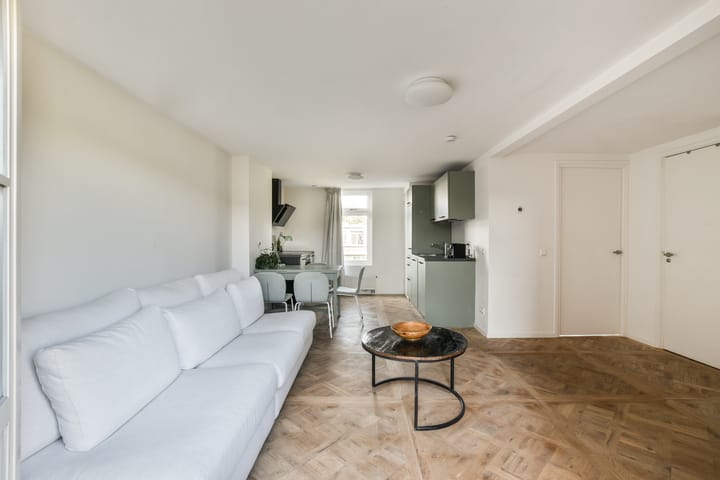 Foto 2 van Admiraal De Ruijterweg 283-4