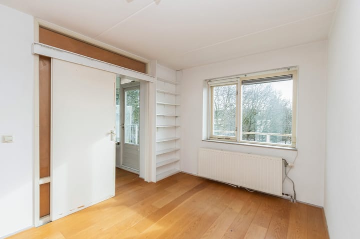 Bright 3-room corner apartment with spacious balcony in Kerkelanden — 23