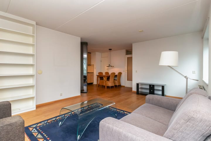 Bright 3-room corner apartment with spacious balcony in Kerkelanden — 13